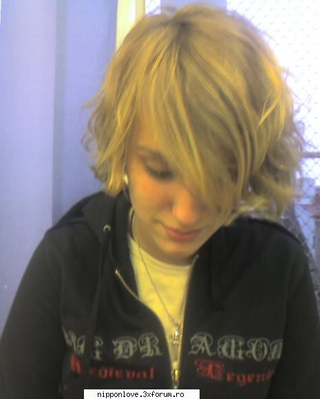 tell us some infos about you! xd 
i think you got the main idea , well the i'll start first :

name: