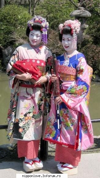 kimono - chiar ar trebui sa existe un site unde poti sa - trend in Japan